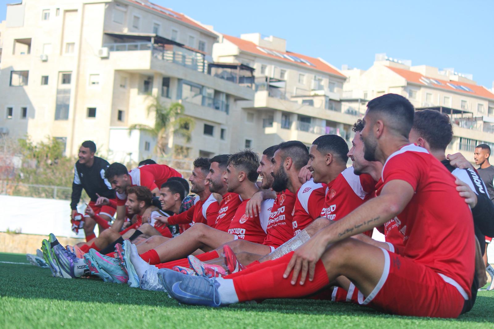 קרב תחתית לוהט. שחקני מרמורק (סהר בראל מדיה הפועל מרמורק)